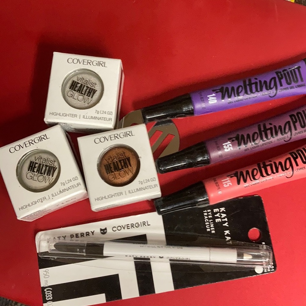 Makeup bundle